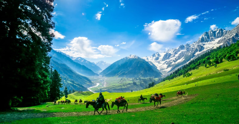 Kashmir – Heaven On Earth